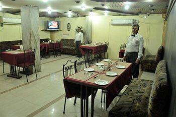 Hotel Heera International Kolkata Ngoại thất bức ảnh